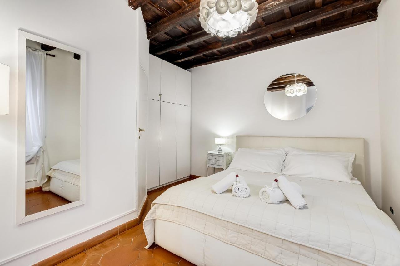 Appartamento White Coronari *